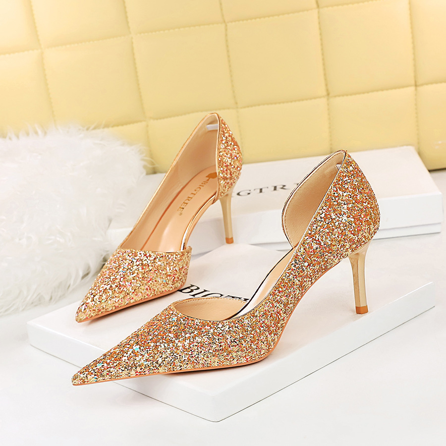 Side hollowed-out sparkling sequined shoes 40 01