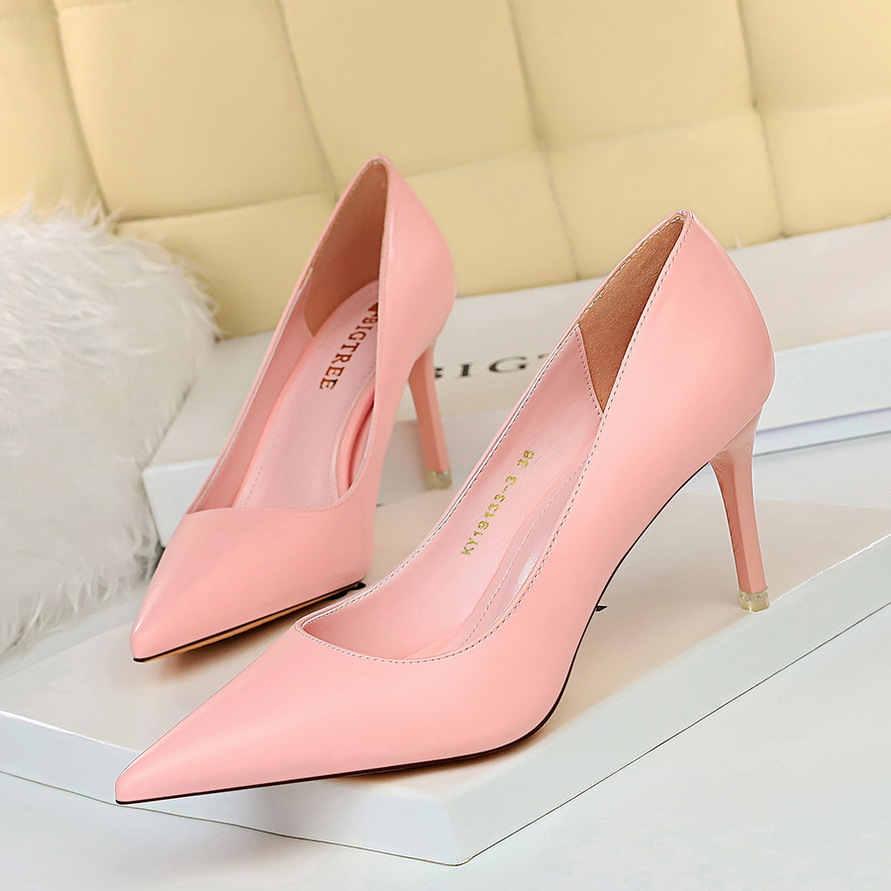 Simple versatile women's stiletto high heels 52 01